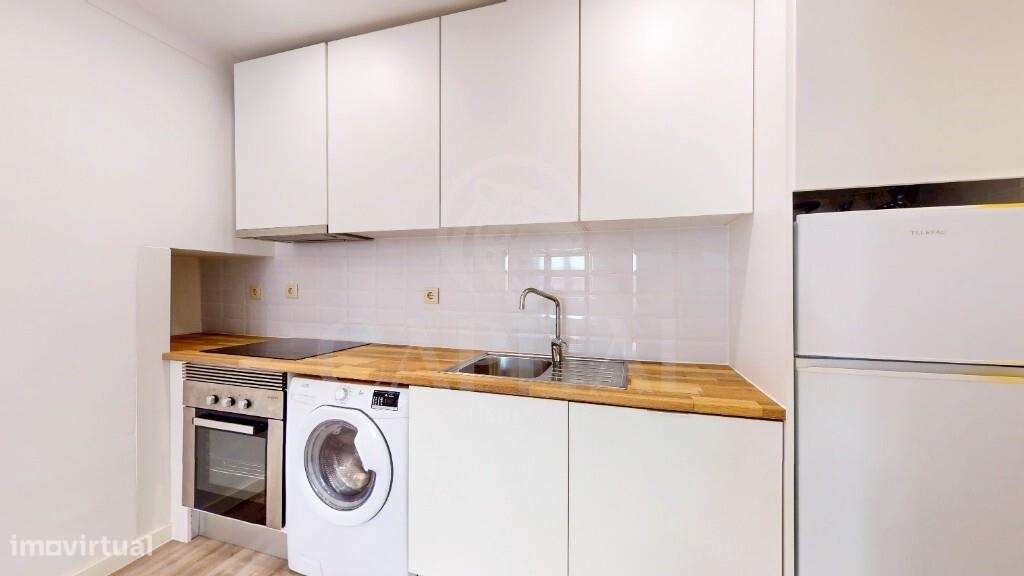 T1 Renovado e Equipado em Campolide - Grande imagem: 3/15