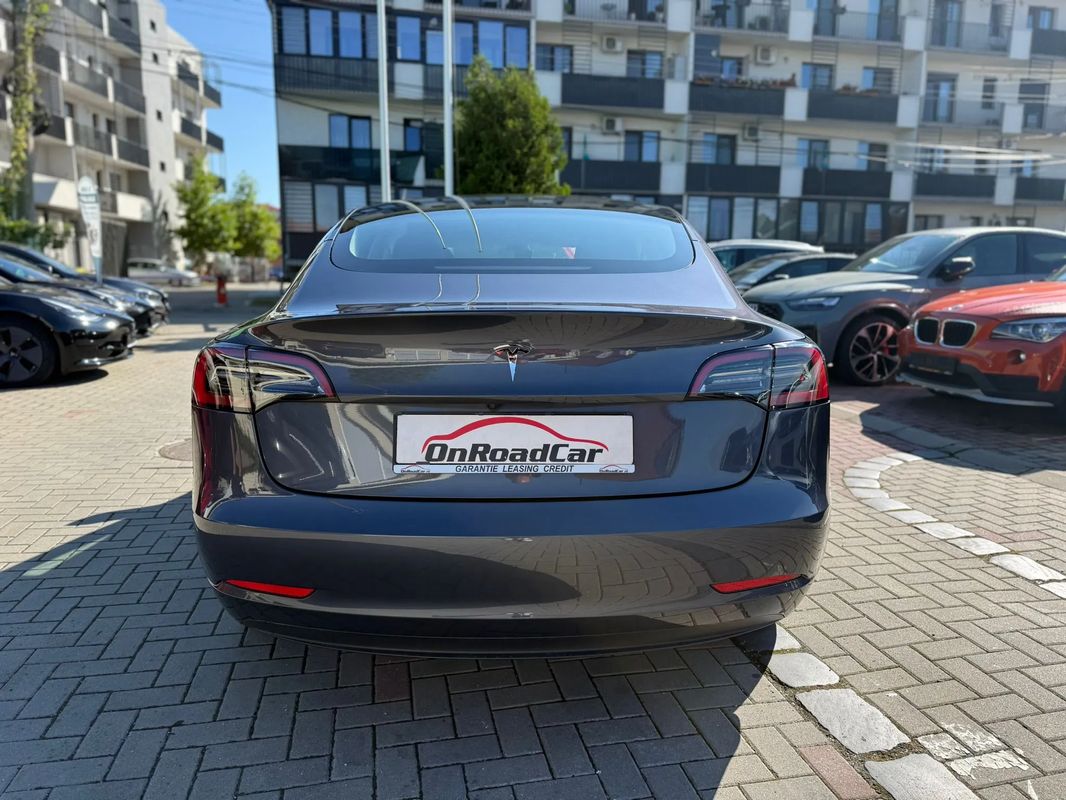 Tesla Model 3 Langstreckenbatterie RWD - 13