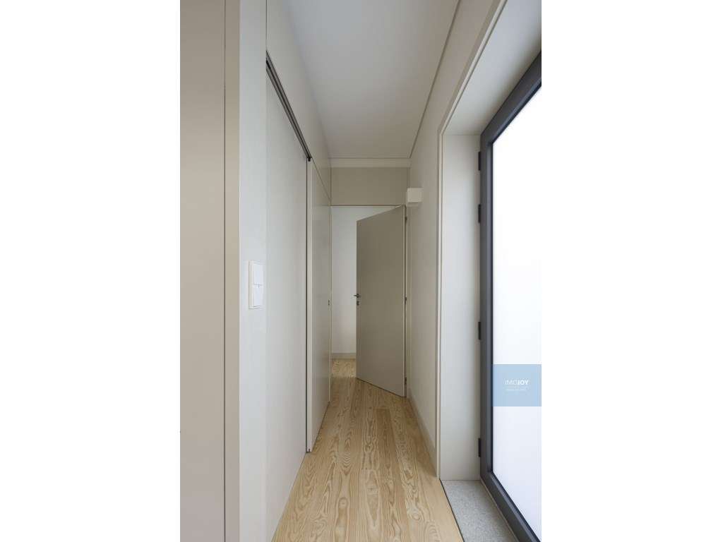 Moradia T2 duplex no Bonfim - Grande imagem: 4/21