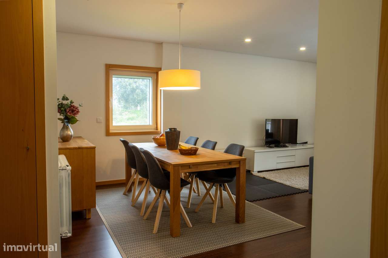 Apartamento T2 - Como Novo -  Vilar de Paraiso SD/CO - Grande imagem: 5/24