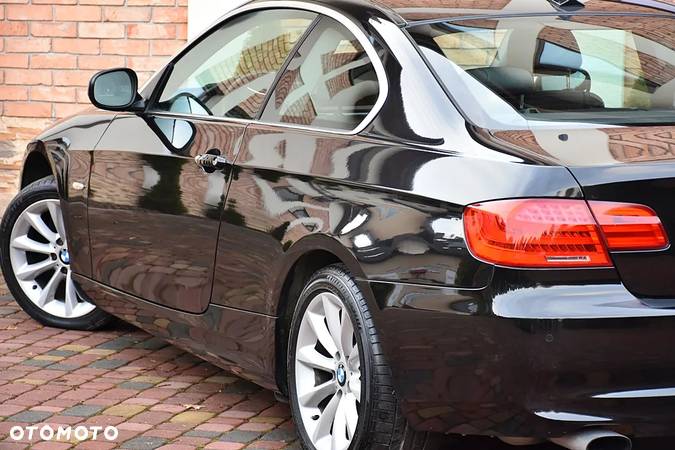BMW Seria 3 318i Coupe Edition Exclusive - 12