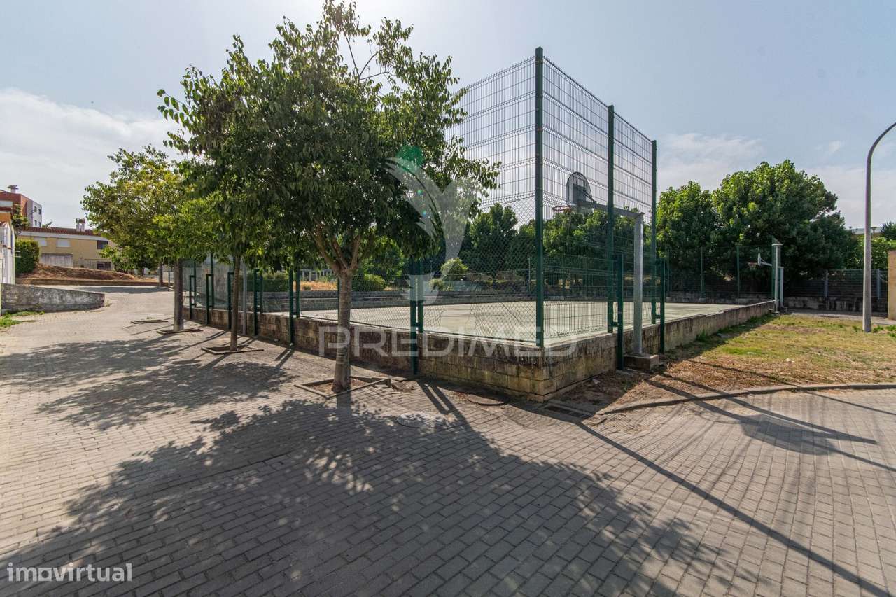 Moradia Azambuja - Grande imagem: 5/25