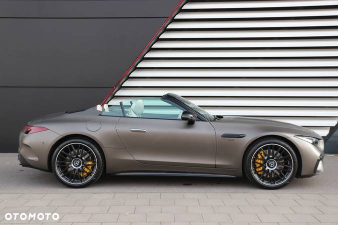 Mercedes-Benz SL AMG 63 4-Matic+ - 11