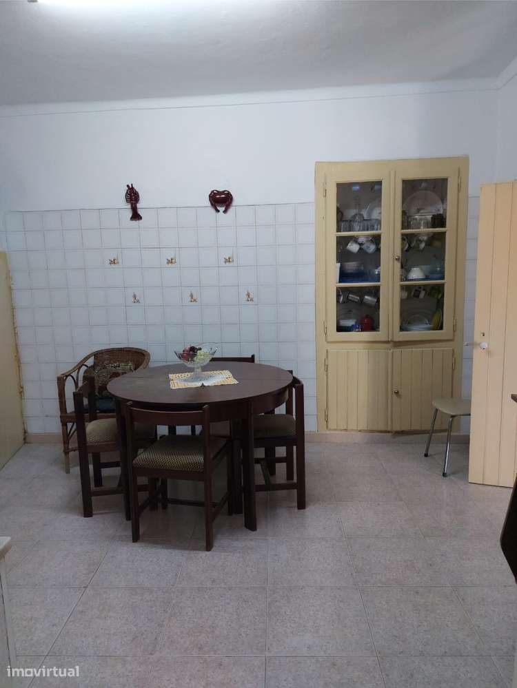 Moradia Geminada T4 - Cuba-10