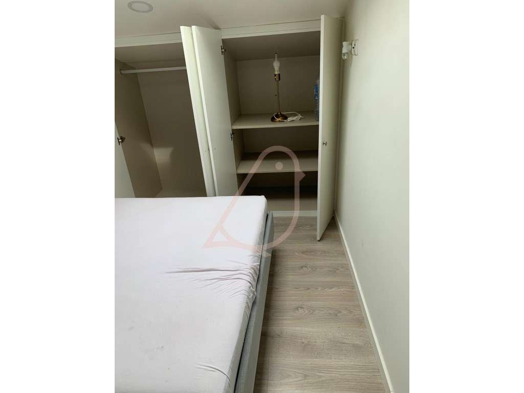 Suite Individual / Arrendar / Fátima!!! - Grande imagem: 2/6