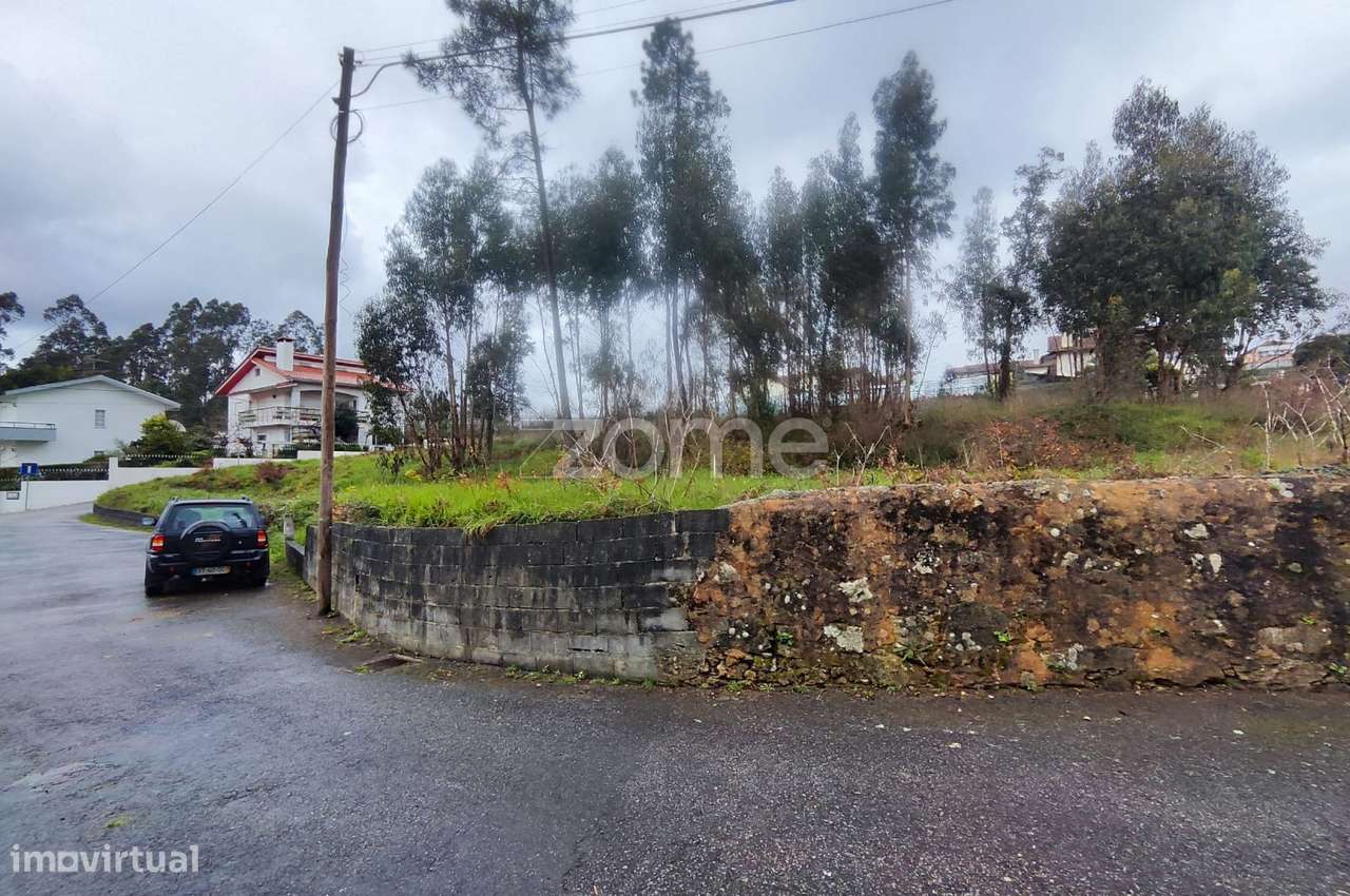 Terreno de 3.470m² para Construção em Oliveira de Azeméis-3