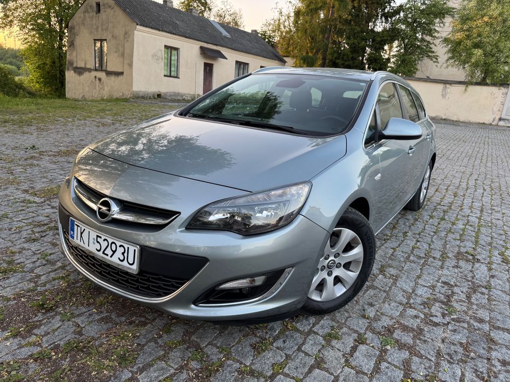 Opel Astra J 1.7 CDTI DPF ecoFLEX Start/Stop Selection 2013