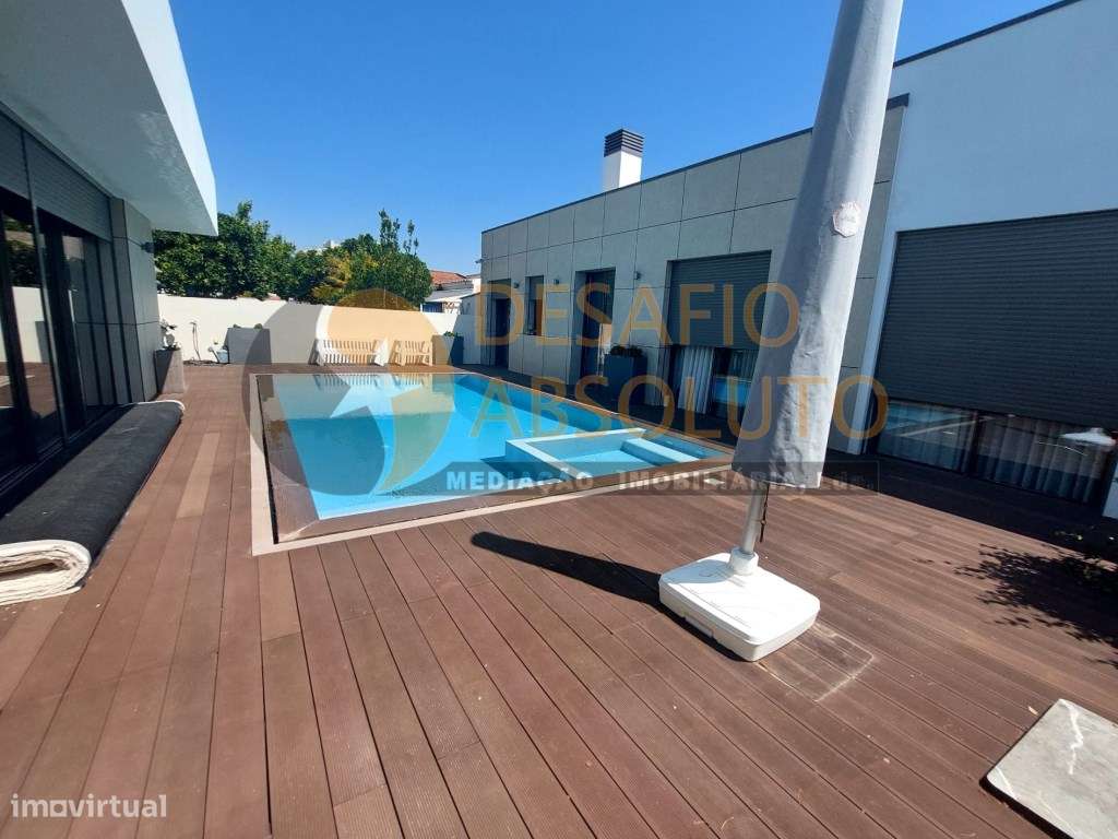 Moradia Isolada Térrea de Luxo T3 + Anexo T1 c/ Piscina - Azeitão - Grande imagem: 2/52