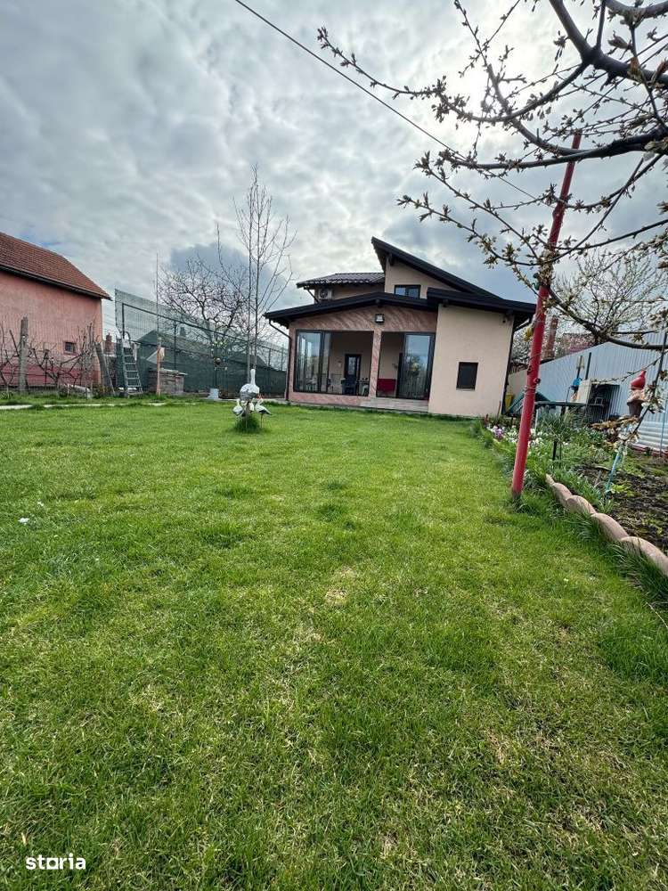 Vand Casa langa Sediul Dedeman { spital , tic tac , centru } - Imagine principală: 4/19