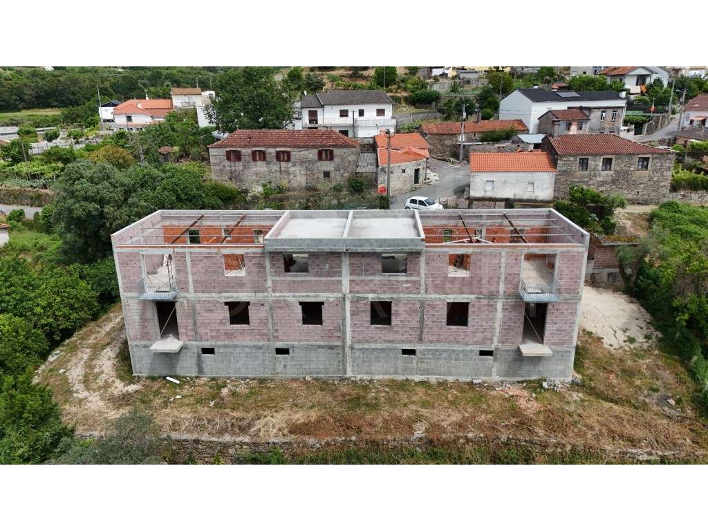 MORADIA T3 GEMINADA - GANDRA - Grande imagem: 4/20