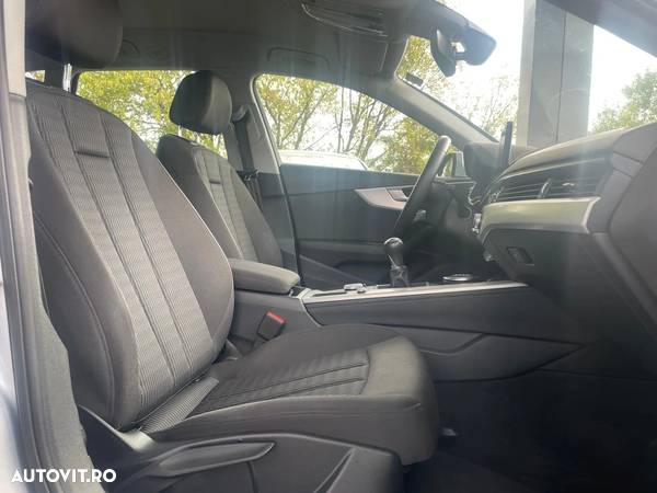 Audi A4 Avant 2.0 TDI ultra Design - 19