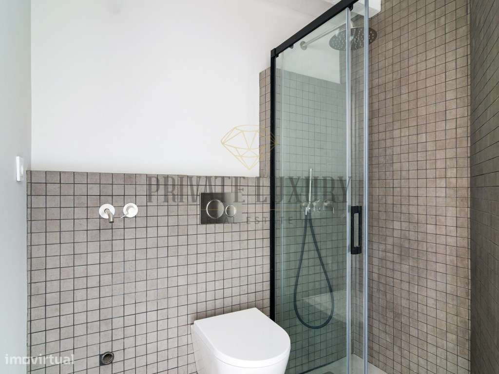 T3 Duplex Novo com Terraço junto à Praça da Alegria | Lisboa-31