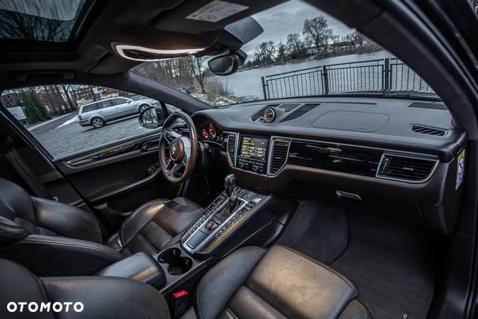 Porsche Macan Turbo - 20