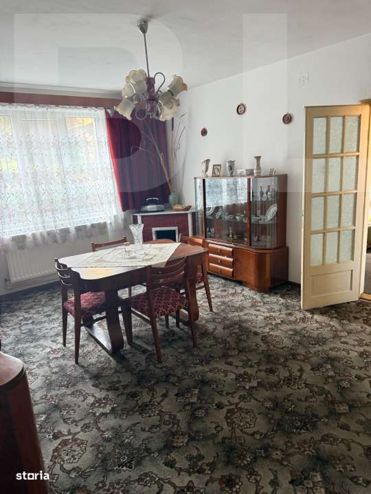 Vila in zona linistita, pe o strada inchisa perfecta pentru locuire sa - Imagine principală: 4/19