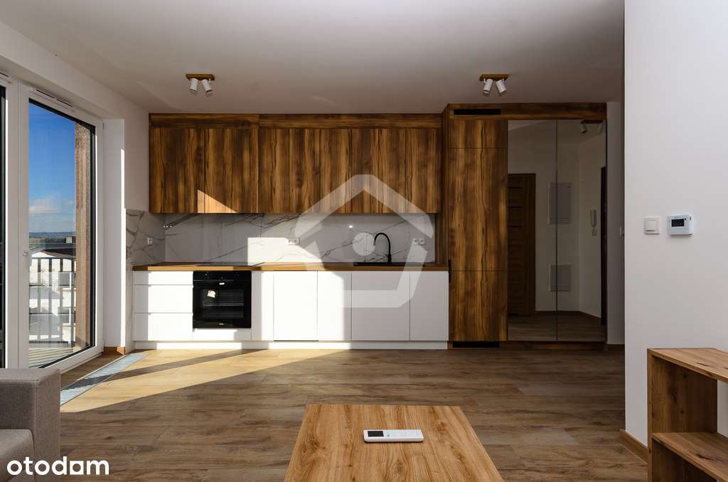 Kawalerka z balkonem w bloku z windą - Drabinianka - Pełny obrazek: 4/9