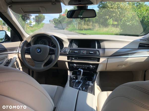 BMW Seria 5 - 30