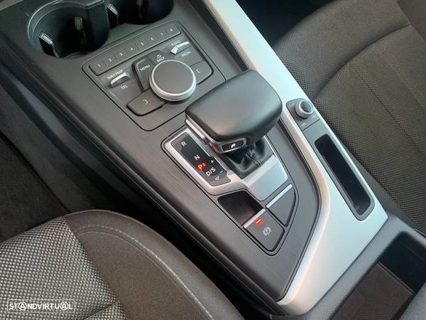 Audi A4 Avant 35 TDI Design S tronic - 10