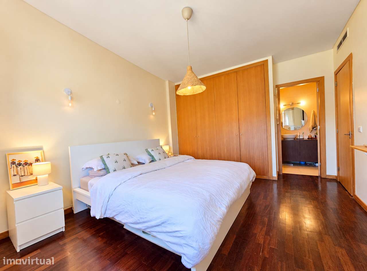 Moradia V4 com Jardim em Freiriz, Vila Verde-11