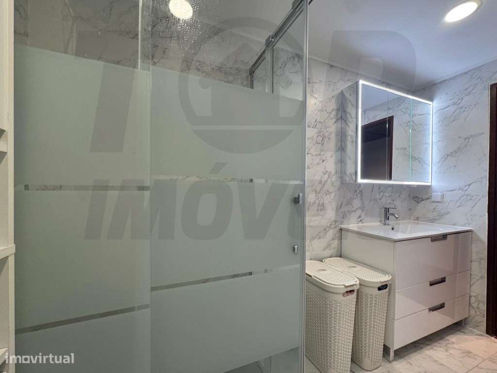 Apartamento T3 - Prior Velho - 375.000€-11
