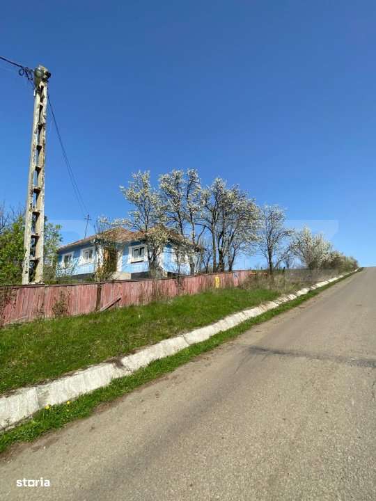 Casa  cu 10000mp de teren in Buza, la 50 km de Cluj-Napoca - Imagine principală: 1/12