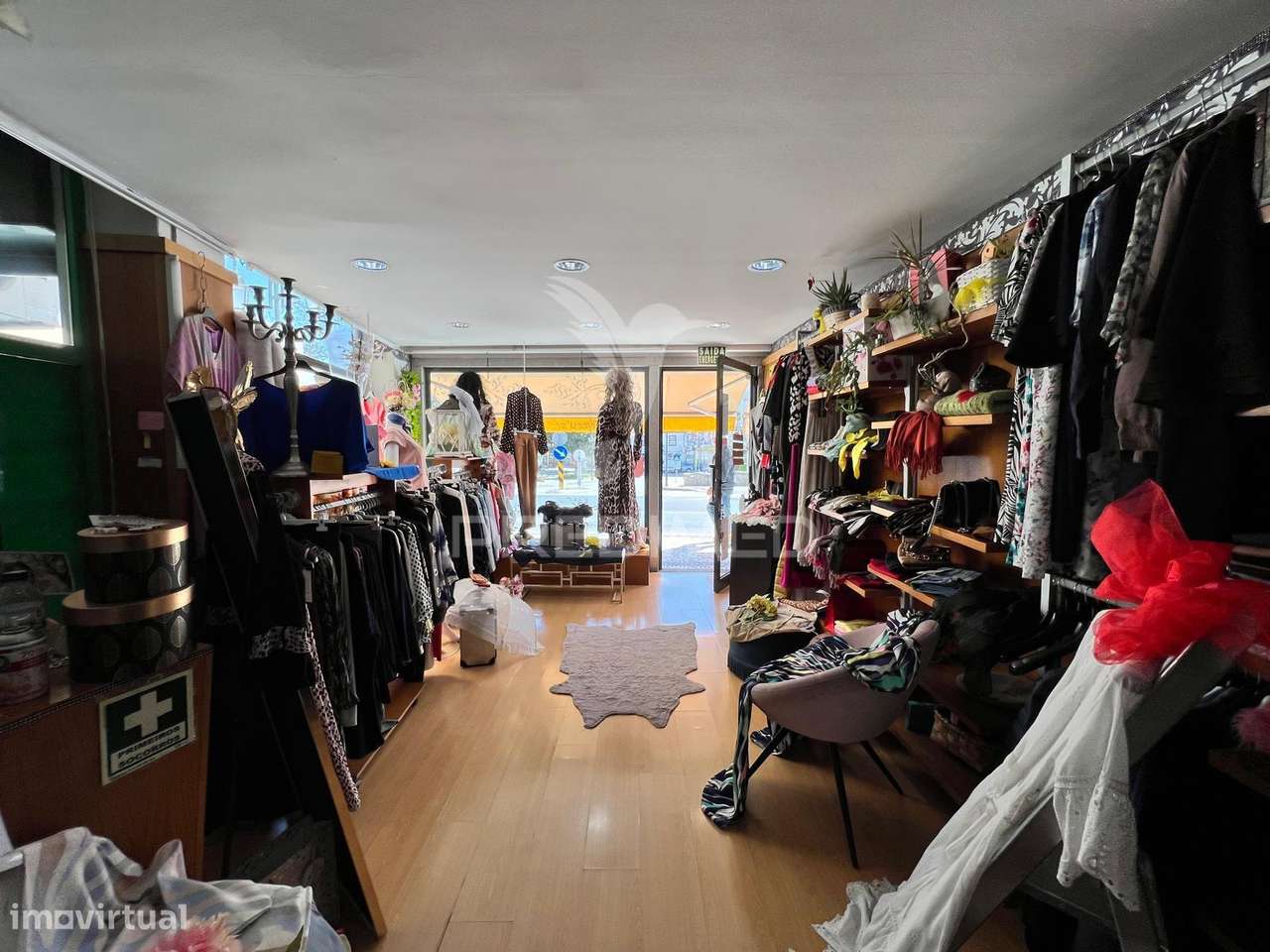 Trespasse Loja Comercial em Macedo de Cavaleiros - Grande imagem: 4/8