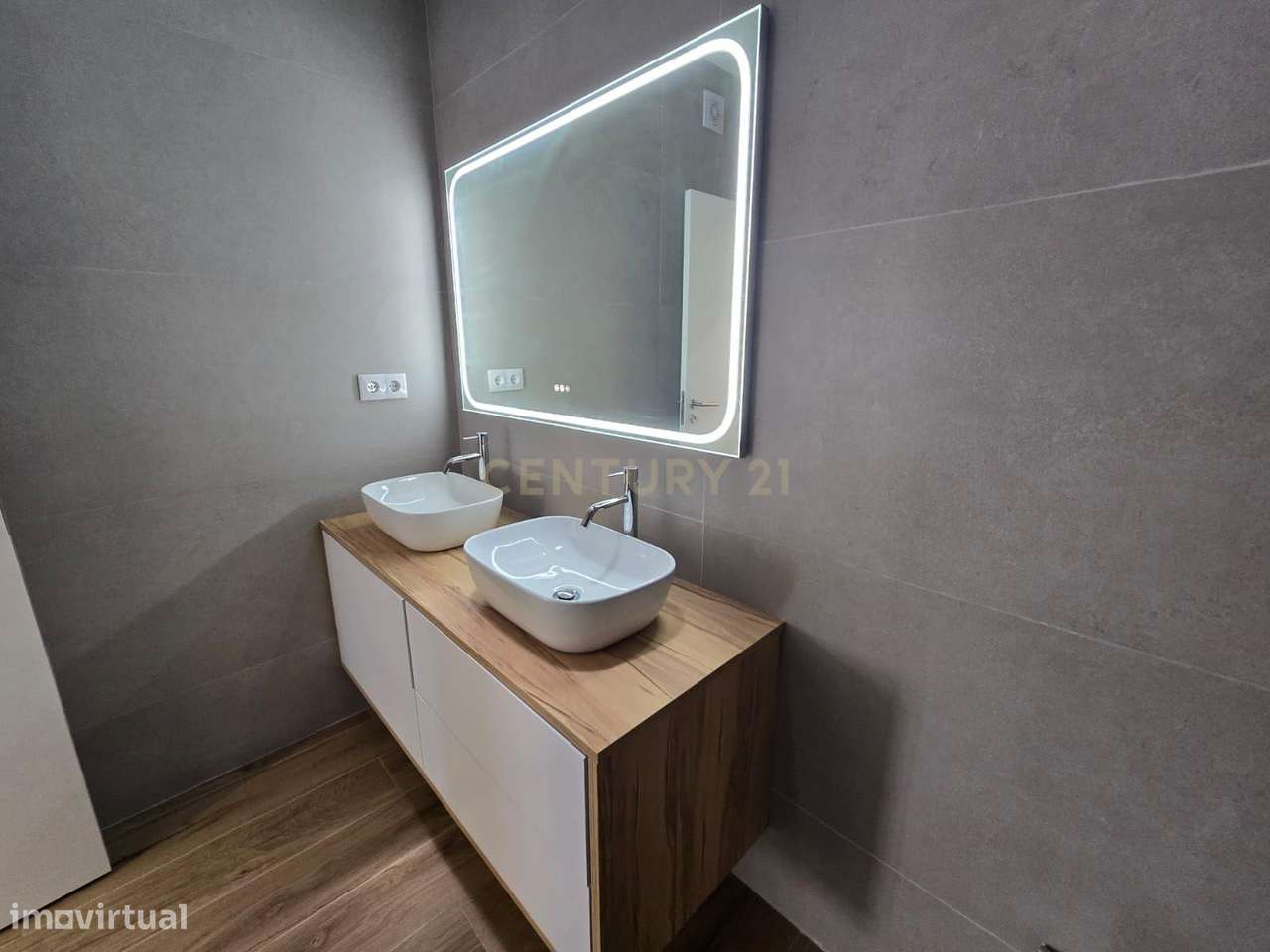 Moradia como Nova  a poucos kms da praia da Nazaré - Grande imagem: 4/43