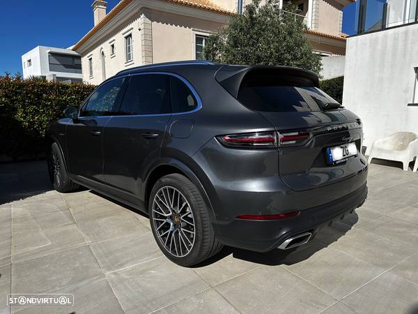 Porsche Cayenne E-Hybrid - 5