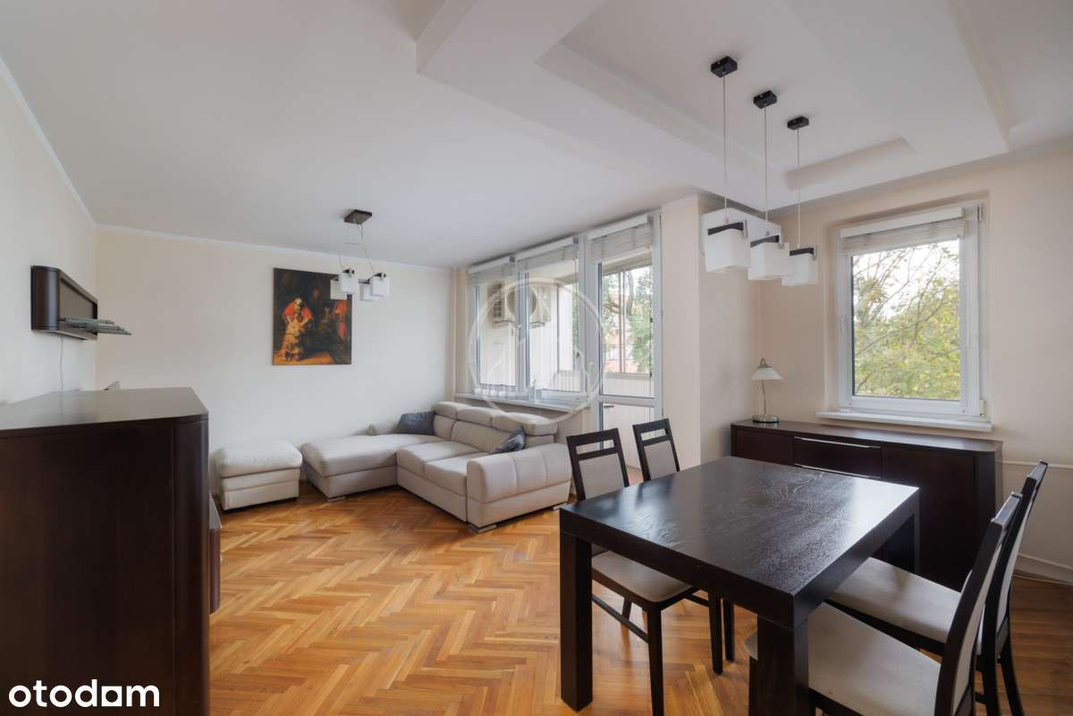 4-pokojowe mieszkanie na Bemowie przy parku-0