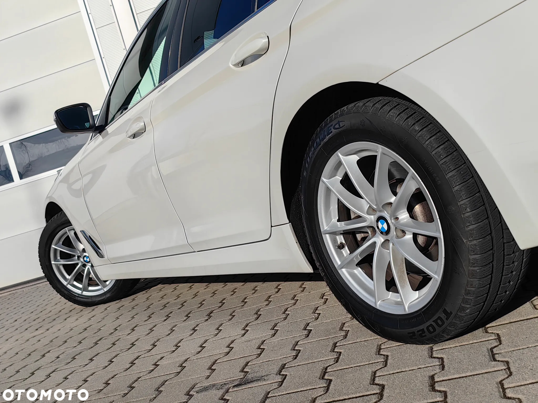 BMW Seria 5 520i - 37