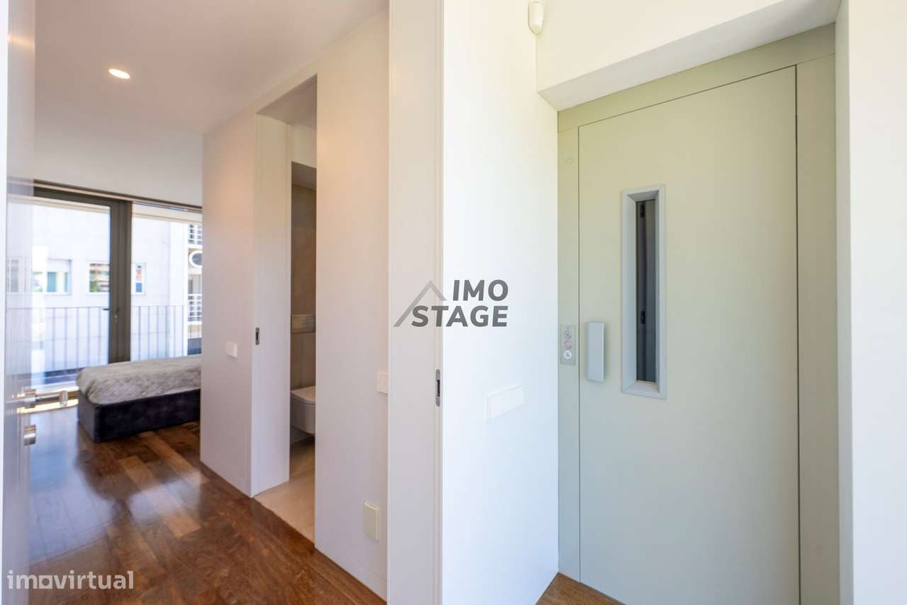 Moradia T3 de Luxo | 4 Pisos | Elevador | Jardim Privativo 195m² | Boa-21