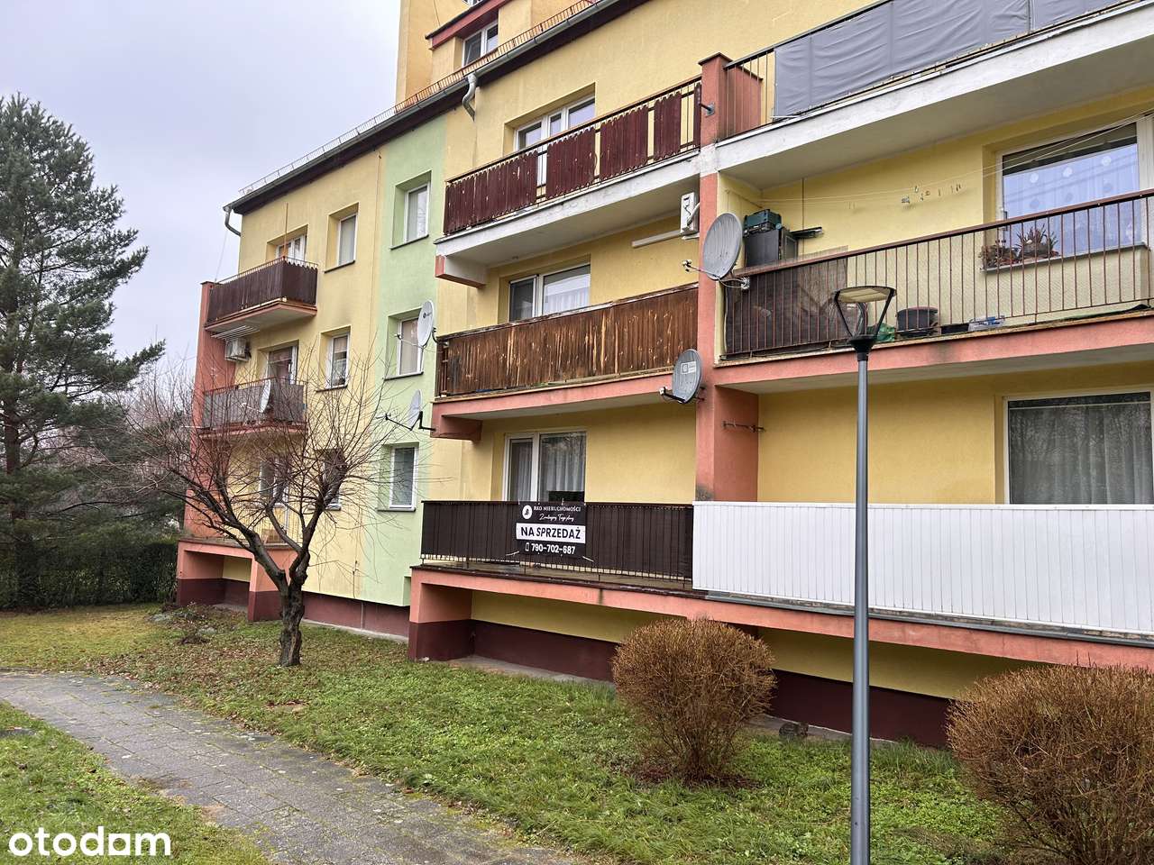 Na sprzedaż 2-pokojowe mieszkanie z dużym balkonem i piwnicą Parter-17