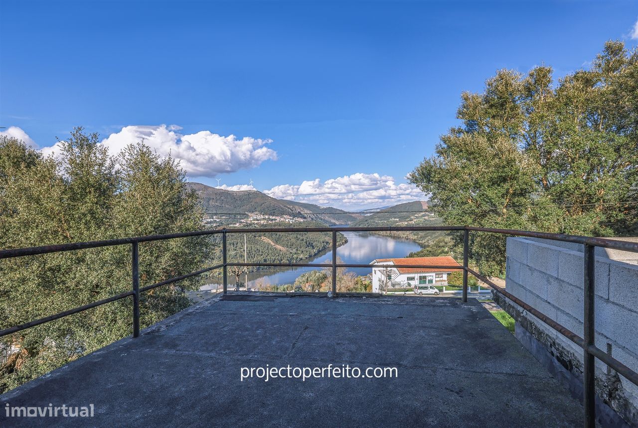 Quintinha T2 Venda em Raiva, Pedorido e Paraíso,Castelo de Paiva - Grande imagem: 1/19