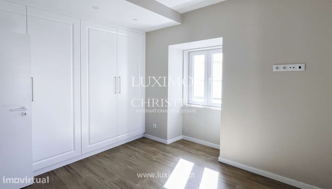 Moradia V3 renovada com terraço para venda em Lagoa, Algarve - Grande imagem: 3/15