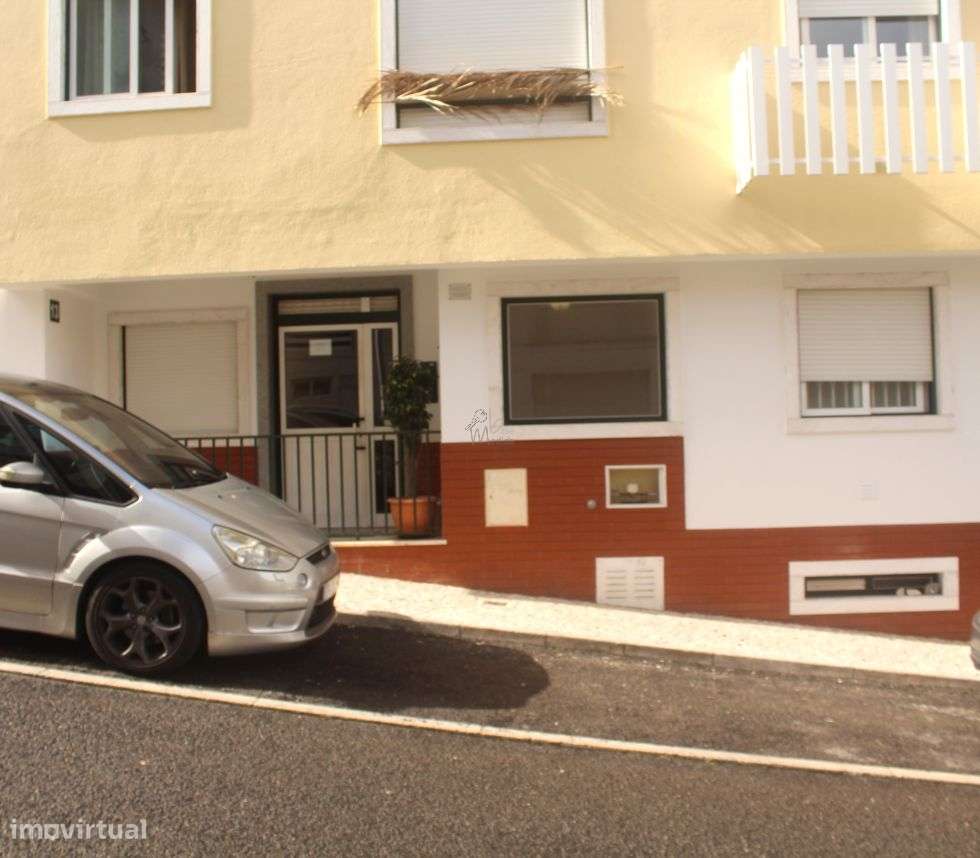 T2 com Terraço, Garagem e arrecadação-35