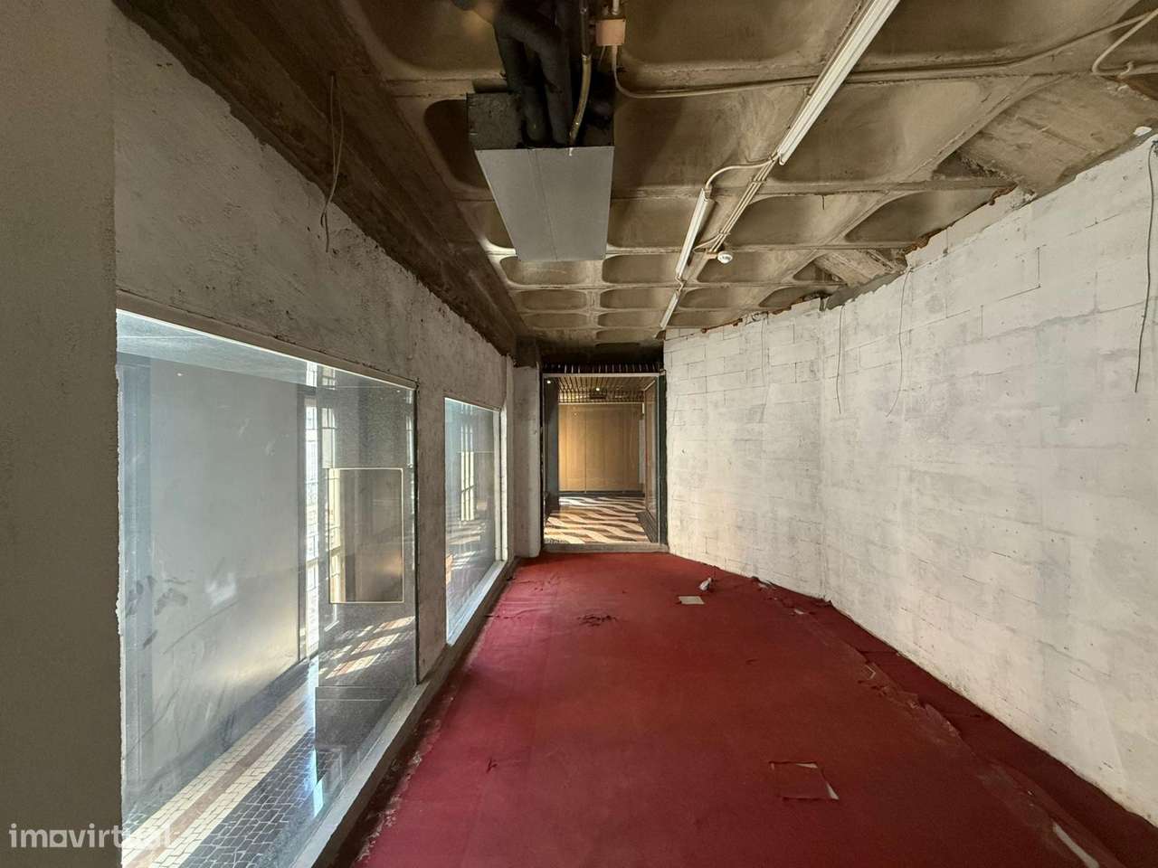 Espaço Comercial no Chiado com Elevada Visibilidade - Grande imagem: 5/11