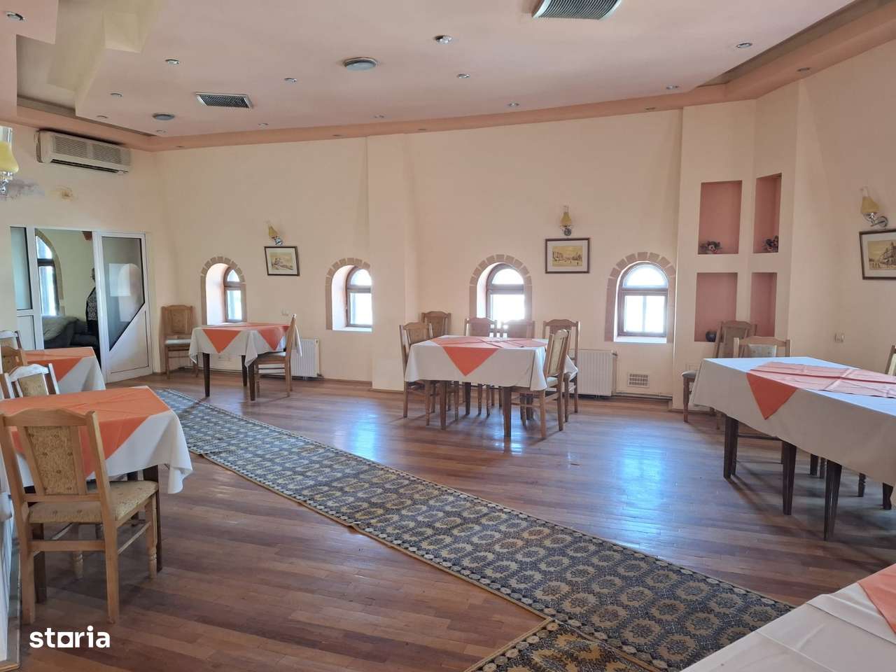 Hotel de vanzare - ultracentral , comision 0 - Imagine principală: 5/16