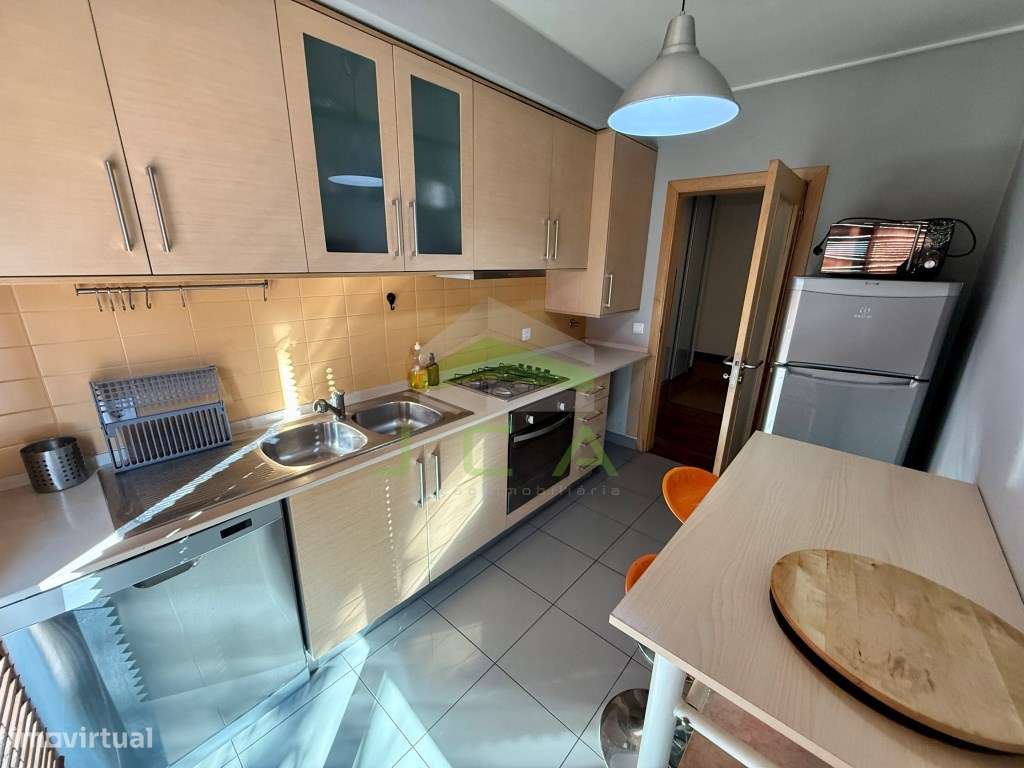 T1 com piscina, totalmente mobilado e equipado - Grande imagem: 3/11