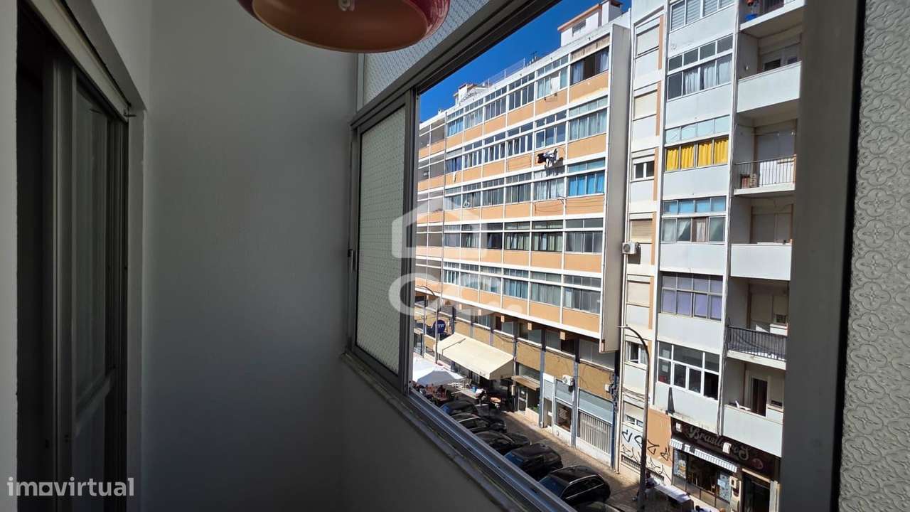 T3 na Praça do Brasil, Setúbal — Pronto a Habitar-24