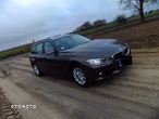 BMW Seria 3 318d xDrive Touring - 2