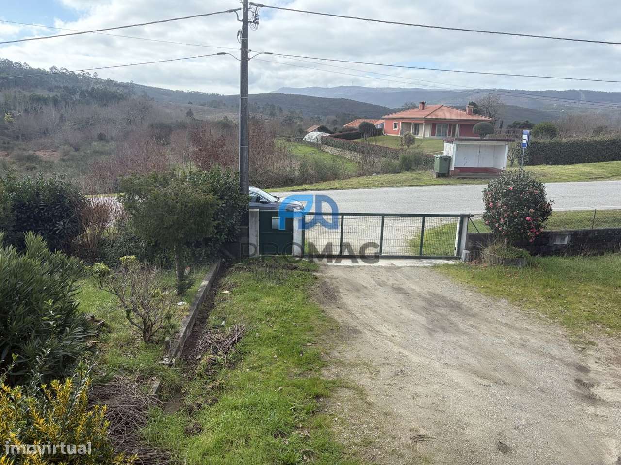 Armazém com 140 m2 inserido em terreno com 1989m2-14