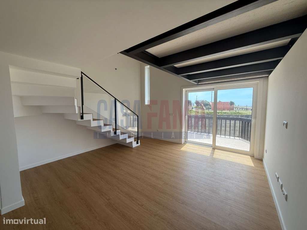 Moradia em Banda T3 1ª linha de mar - Aver-o-mar - Grande imagem: 3/24