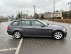 BMW Seria 3 320d DPF Touring - 3