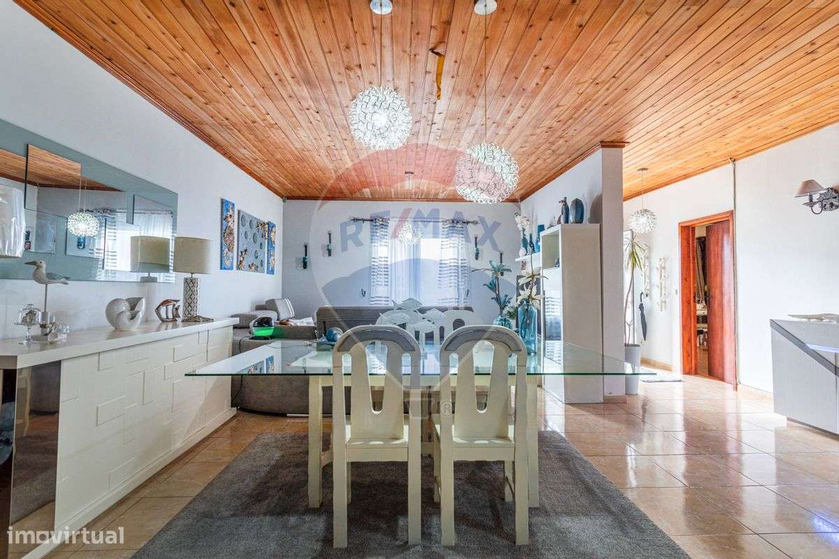 Moradia T14 para venda - Grande imagem: 4/25