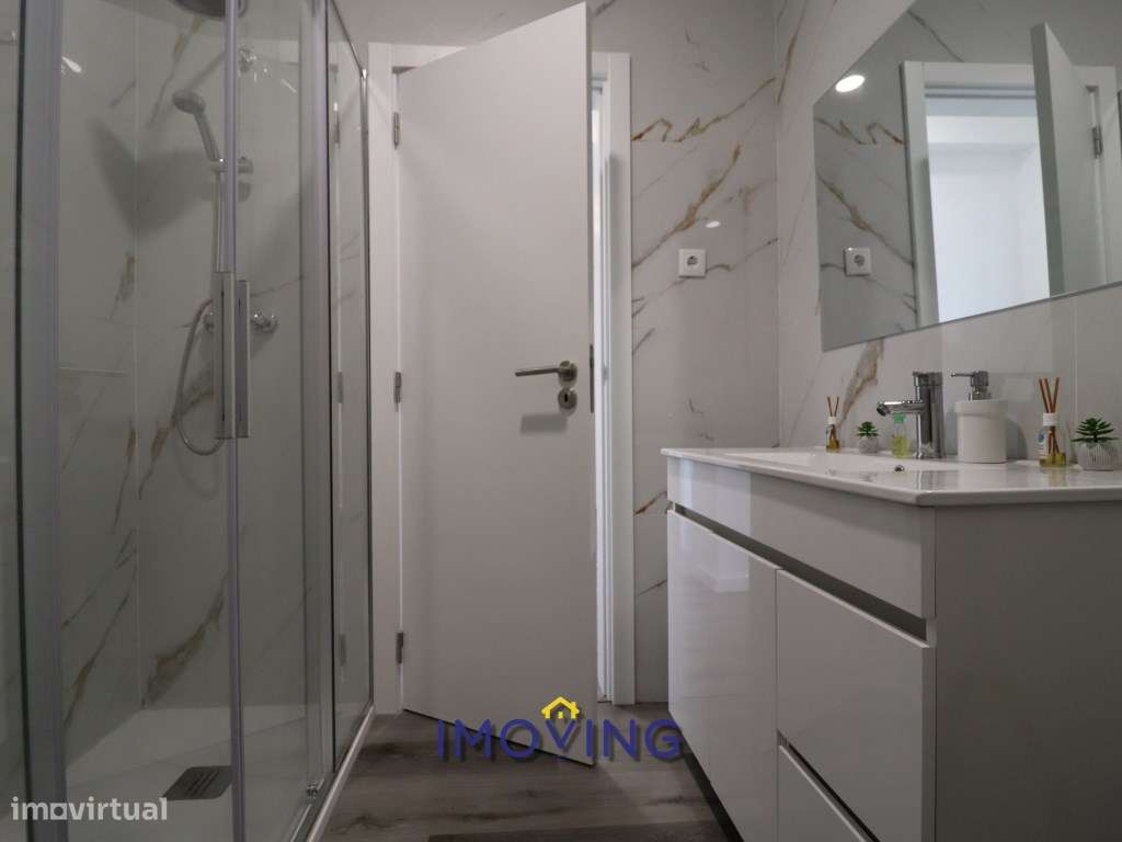 Apartamento T2, Remodelado, na Verderena, Barreiro-20