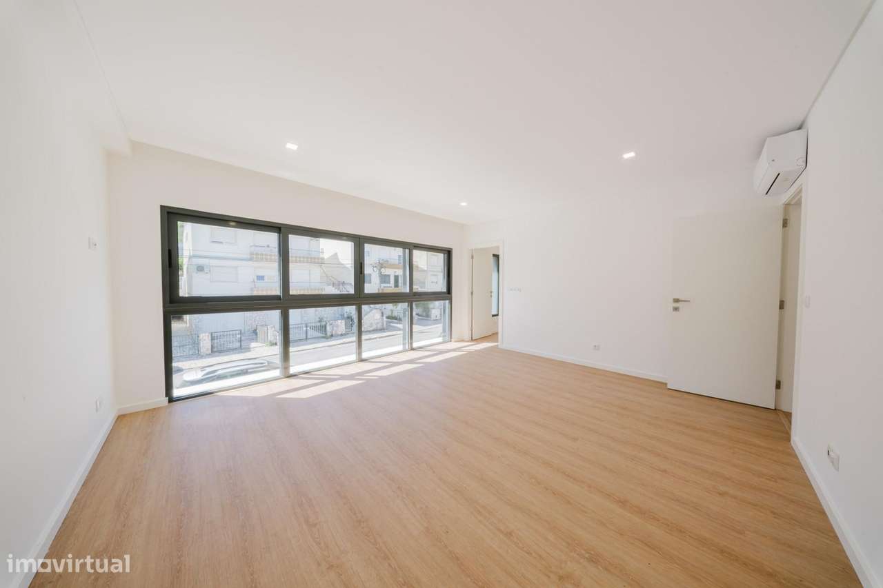 Moradia T5 de Luxo com Piscina e Vista Panorâmica em Mealhada, Loures-29