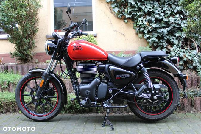 Royal Enfield Meteor - 3