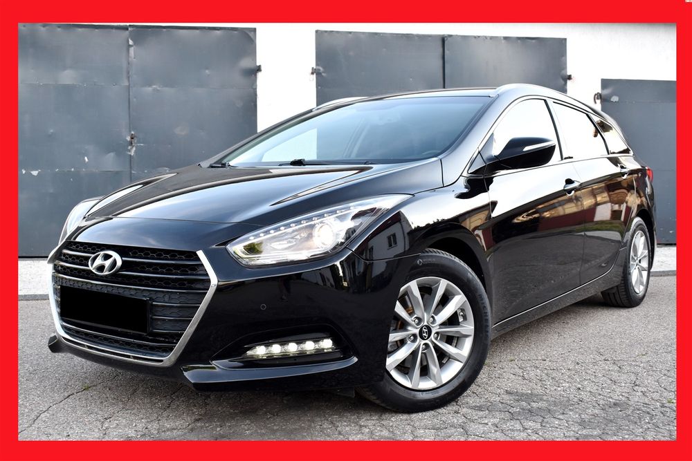 Hyundai i40 Kombi blue 1.6 Space 2015
