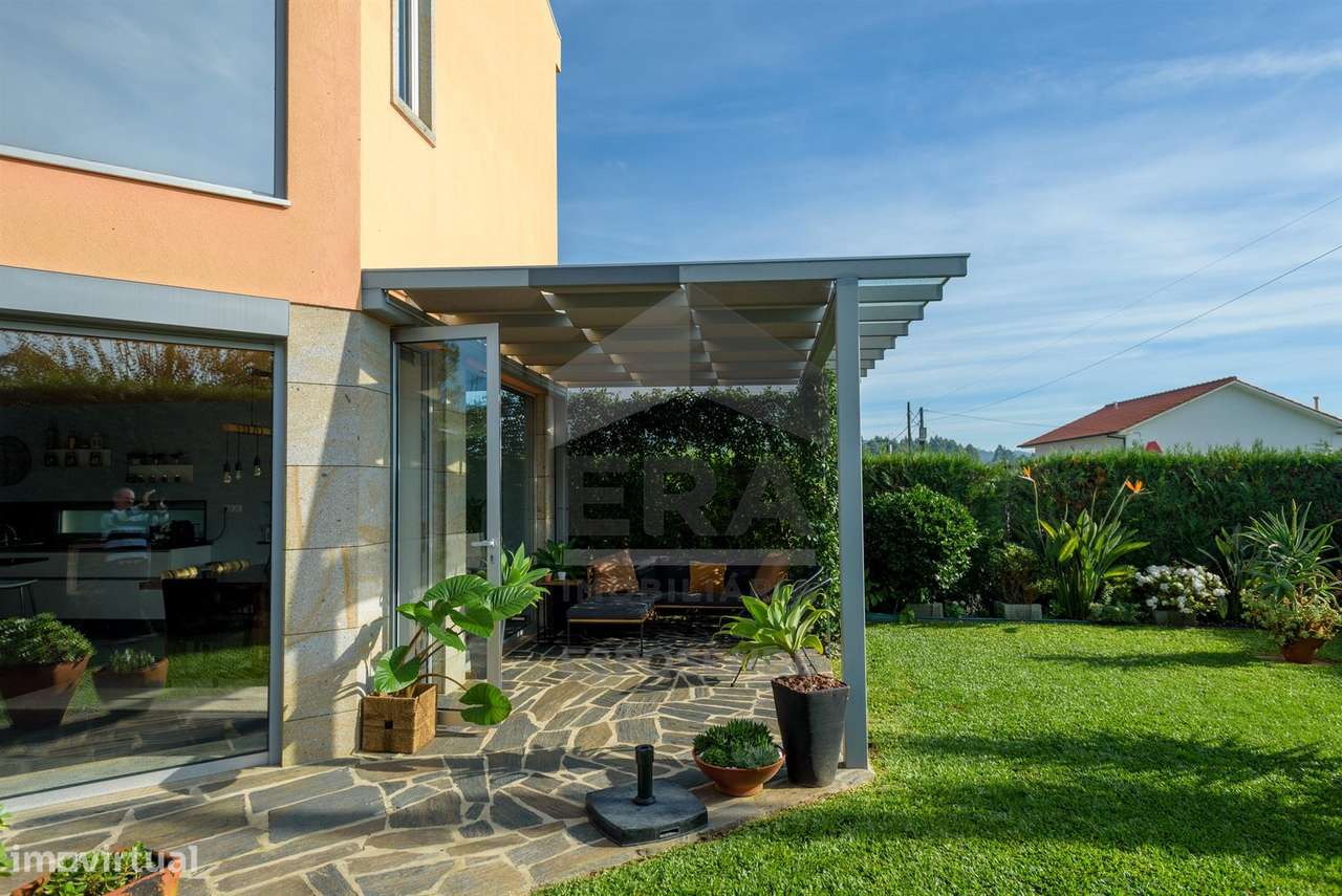 Moradia Isolada T3, Vila Cova-27