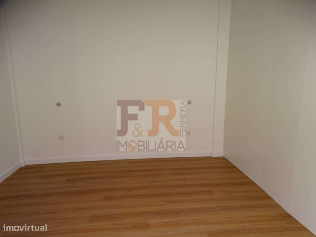 Moradias Geminada DuplexT3 com Pérgola. Pinhal do General. Fernão F...-44