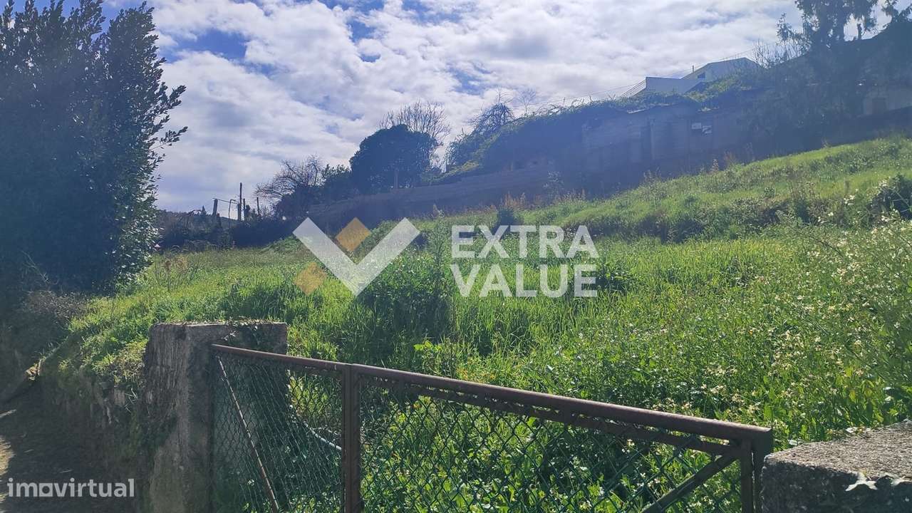 Lote de Terreno  Venda em Nogueira, Fraião e Lamaçães,Braga-5